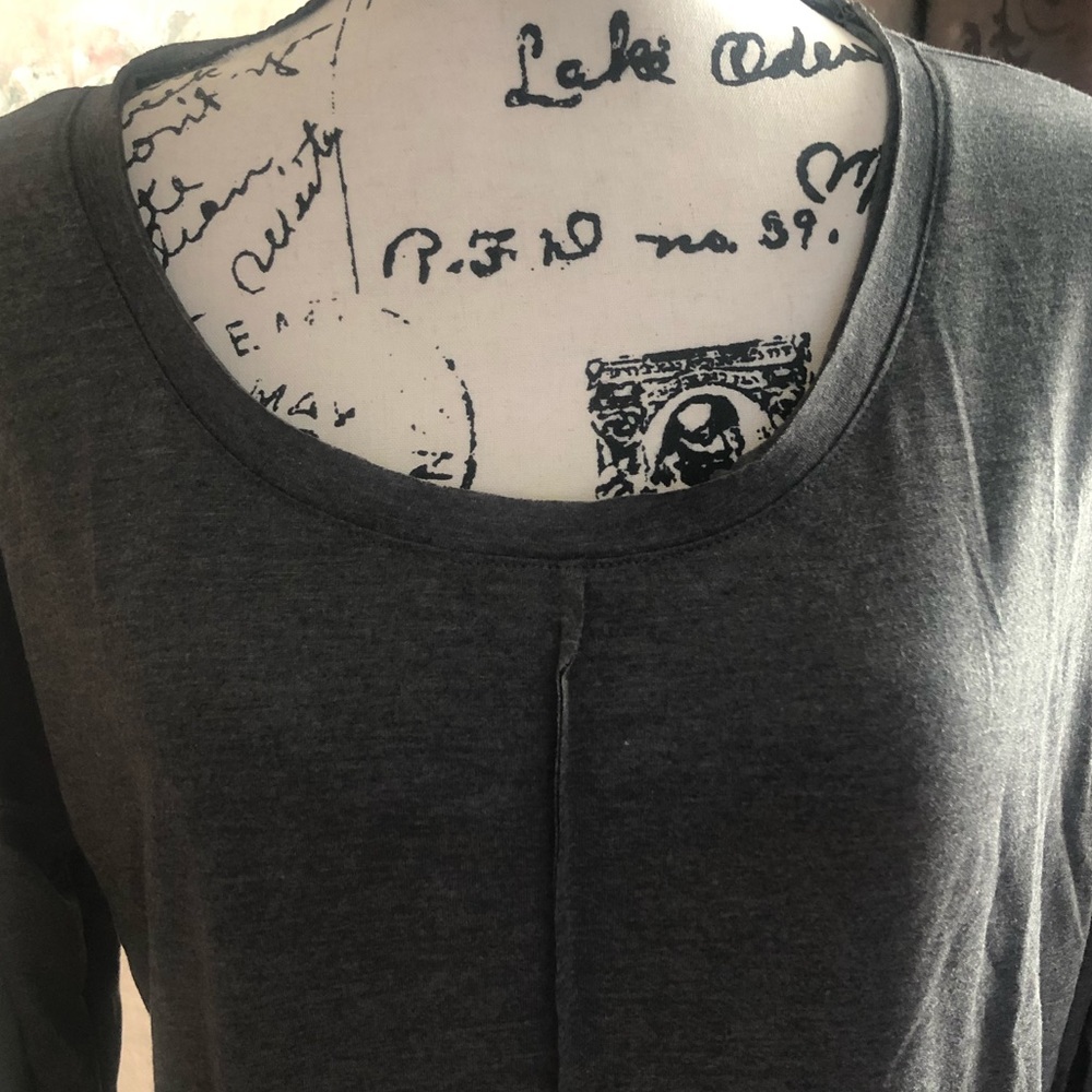 CLEARANCE ‼️SCOOP NECK OVERSIZED TEE NWT - Picture 4 of 6